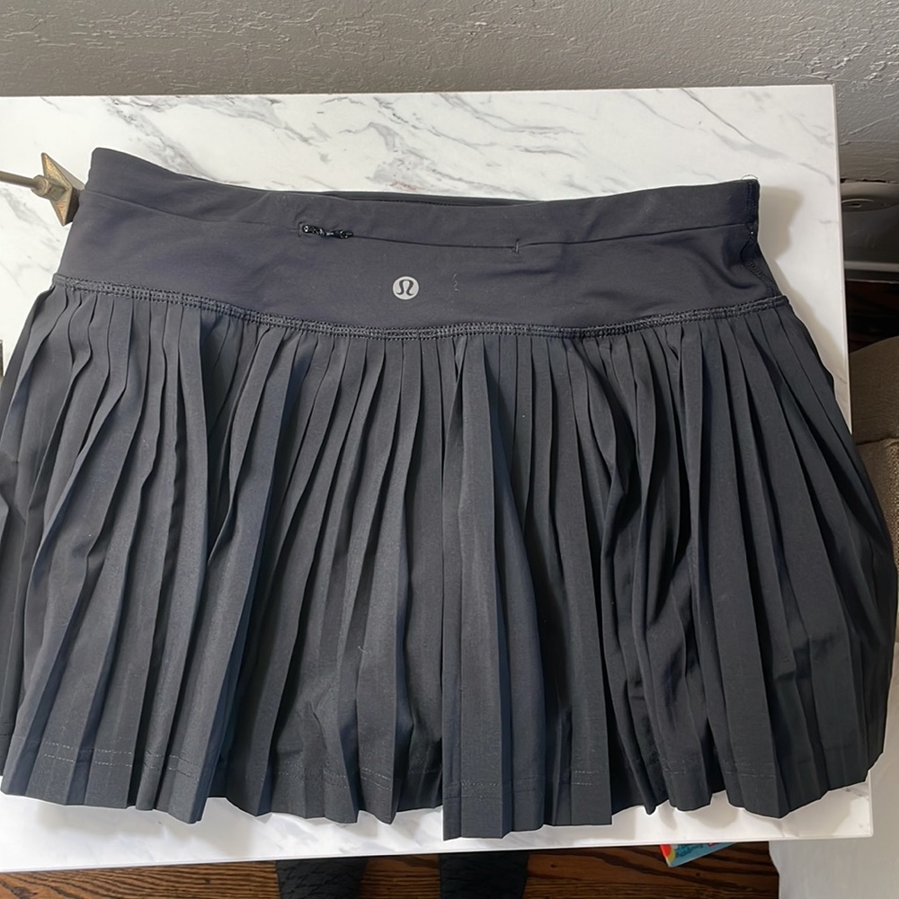 Size 4 Lululemon Pleated Tennis Skirt